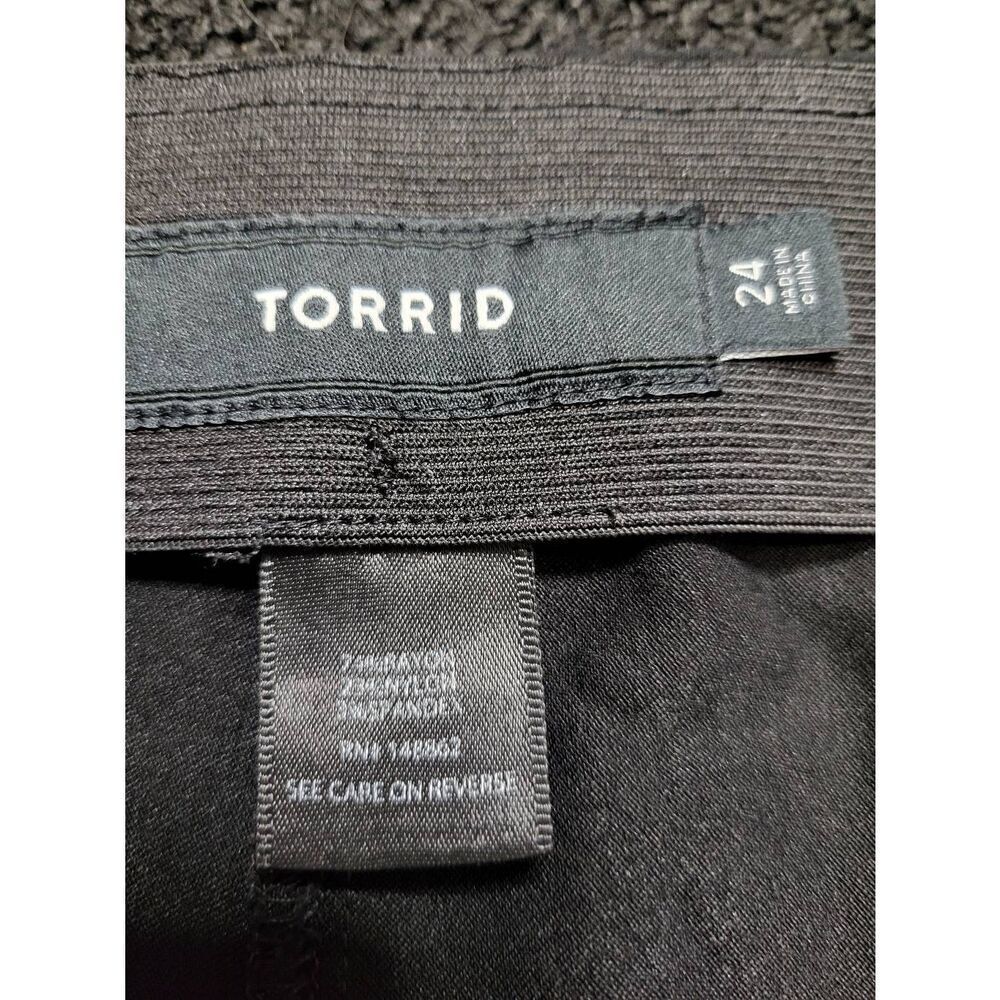 Torrid Shorts  - Picture 3 of 3